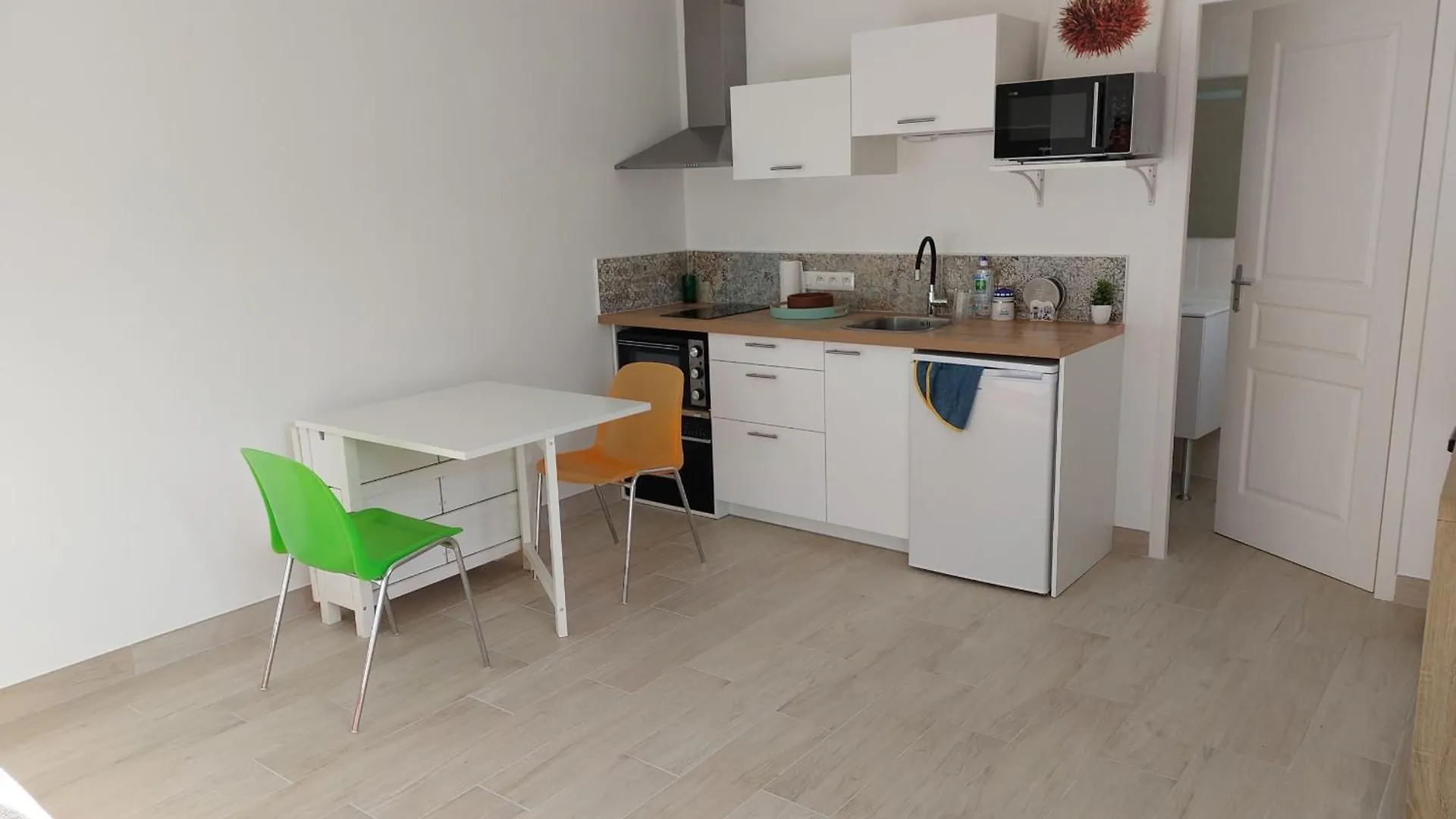 Holiday home Maisonnette 4 Personnes - 300M De La Plage Penvenan