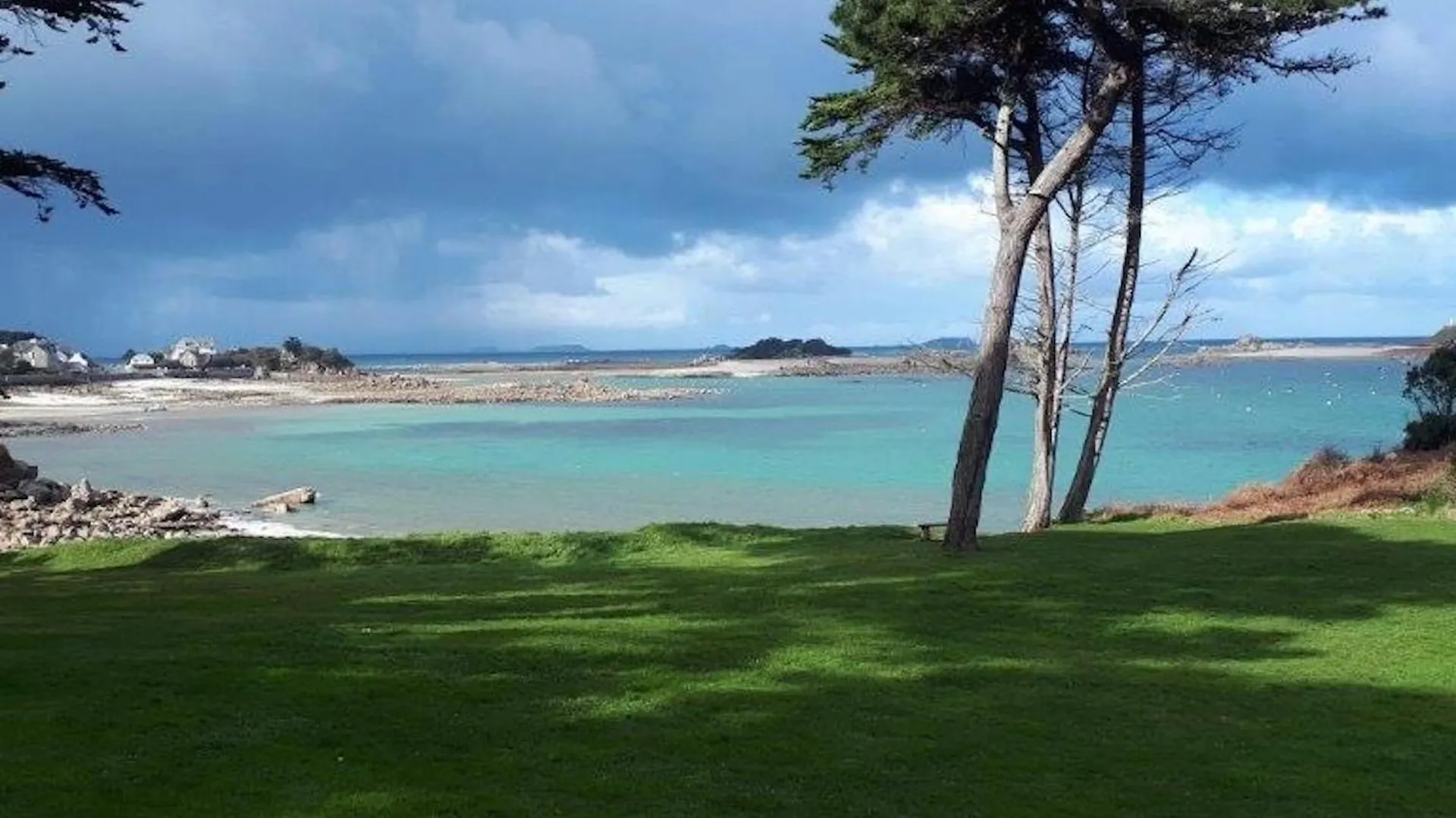 Holiday home Maisonnette 4 Personnes - 300M De La Plage Penvenan